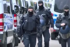 Německá policie překazila přípravy teroristického útoku. Vyšetřuje deset lidí