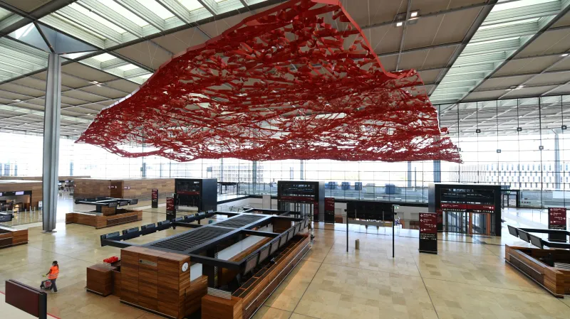 Odletová hala Terminálu 1