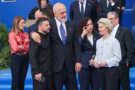 Evropa se probudila a ví, co musí udělat, řekla na summitu EPC von der Leyenová