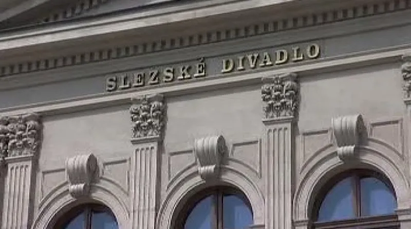 V opavském Slezském divadle začala rozsáhlá rekonstrukce, má přinést větší komfort nejen divákům, ale i hercům.