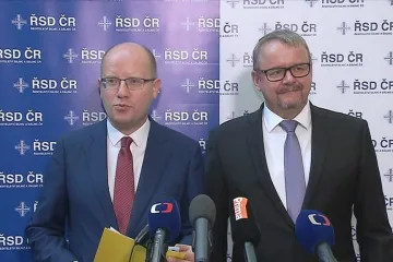 Sobotka pochválil Ťoka za přípravu dálnic. Občanským sdružením vytkl obstrukce 
