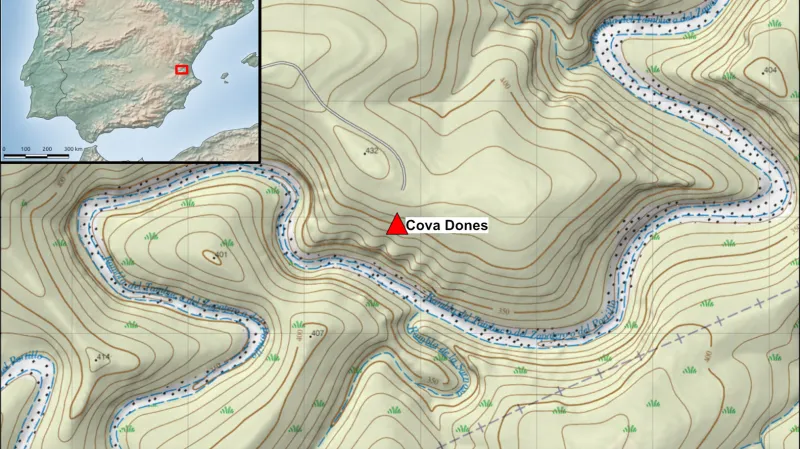 Kde leží jeskyně Cueva Dones