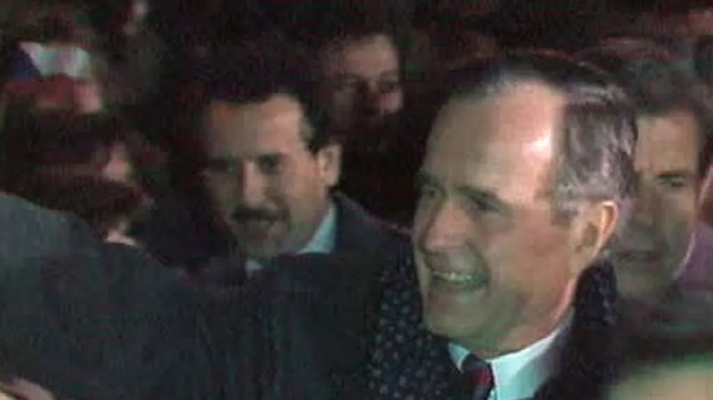 George Bush st.v Praze 17. 11. 1990