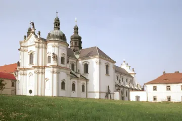 Další brzdou církevních restitucí by mohly být Benešovy dekrety