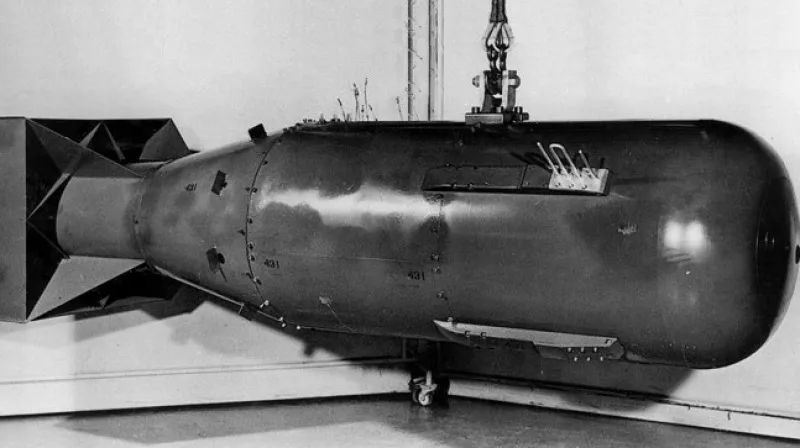 Replika atomové bomby Fat Man