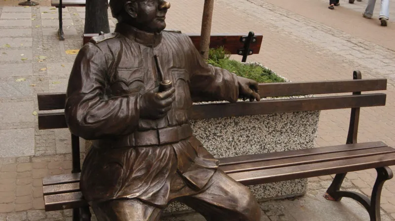 Švejkova socha v polském městečku Sanok