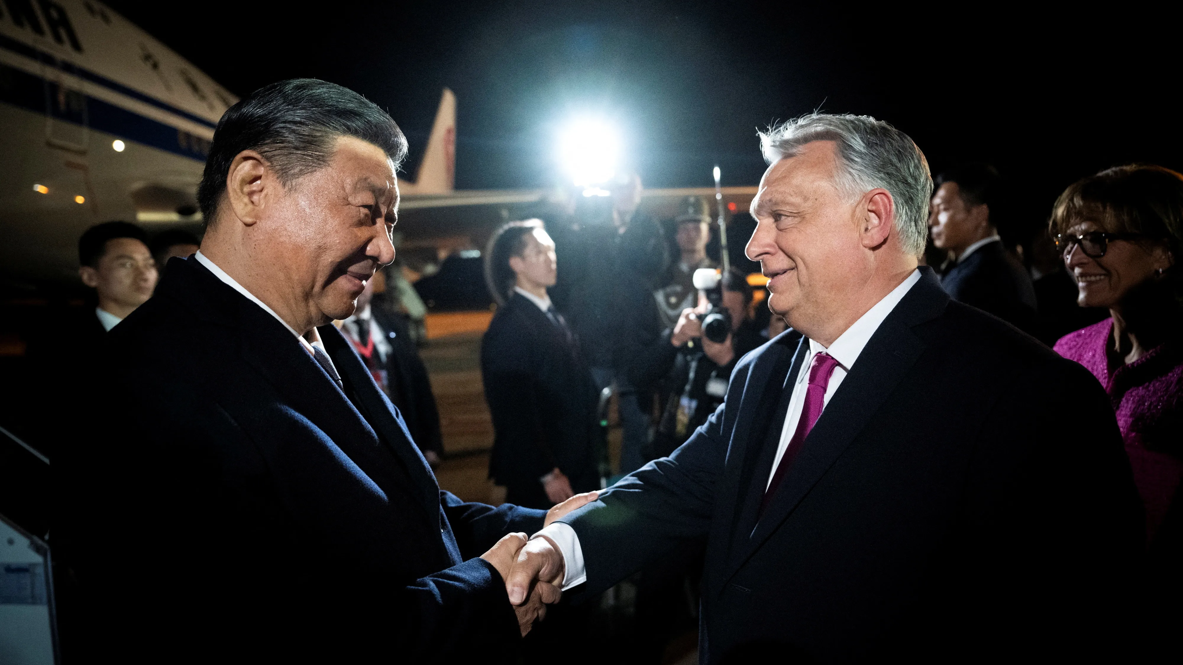 Si slíbil další investice v Maďarsku. Orbán mluví o „partnerství do každého počasí“