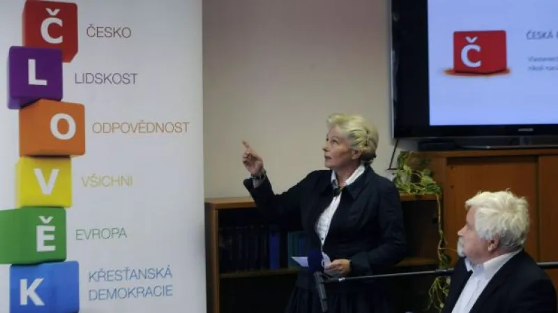 Brífink KDU-ČSL, na kterém oznámila Roithová kandidaturu