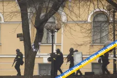 Janukovyč zkusil zničit Euromajdan střelbou. Když se demonstranti nedali, utekl sám