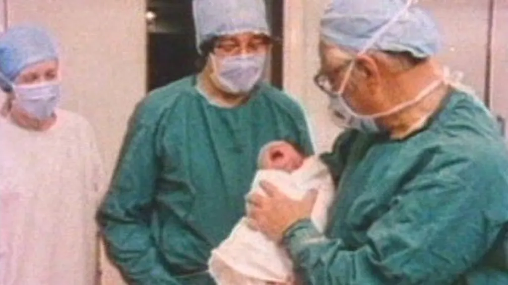 První dítě ze zkumavky