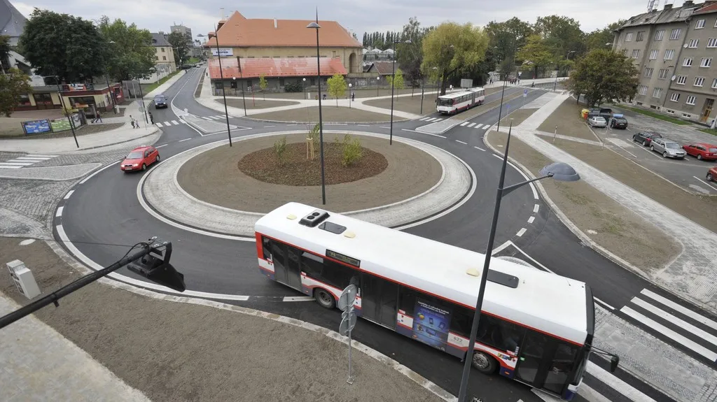 Nový kruhový objezd v Olomouci