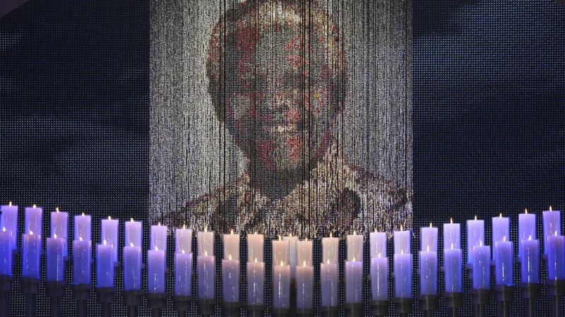 Pohřeb Nelsona Mandely v Qunu (15. 12. 2013)