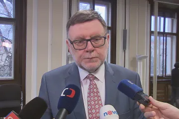 Resort financí zhoršil výhled ekonomiky, očekává pokles HDP o 0,5 procenta