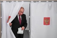 Vladimir Putin v prezidentských volbách získal přes 76 procent a obhájil mandát