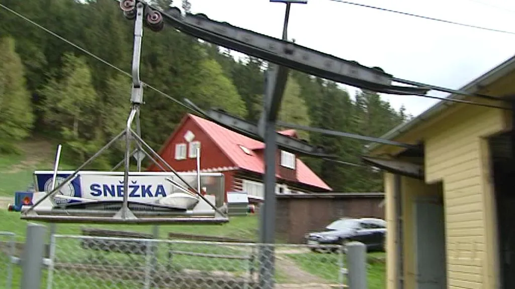 Lanovka vozí náklad