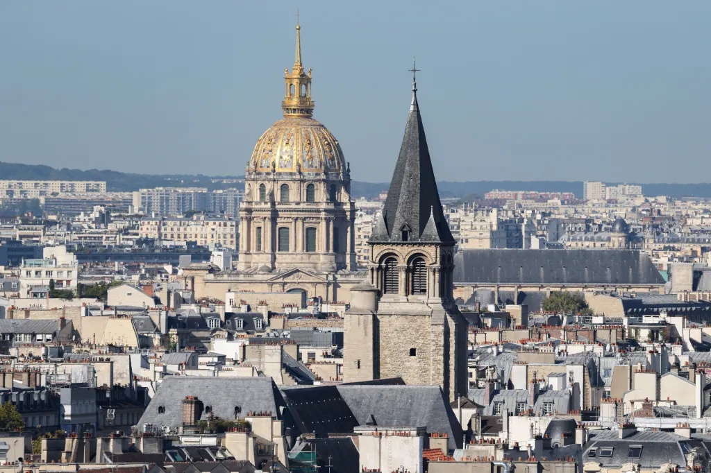Pohled na pařížskou Invalidovnu