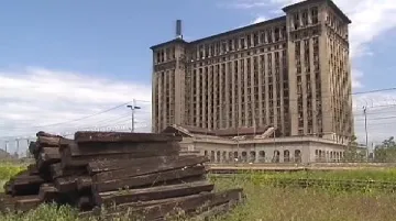 Bývalé hlavní nádraží v Detroitu