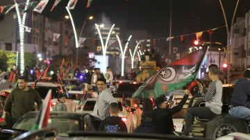 Libyjci slaví desetileté výročí revoluce v Misurátě