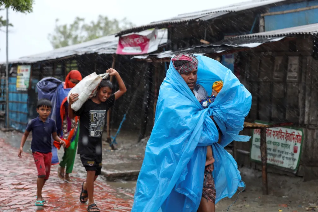 Cyklon Amphan v Indii a Bangladéši