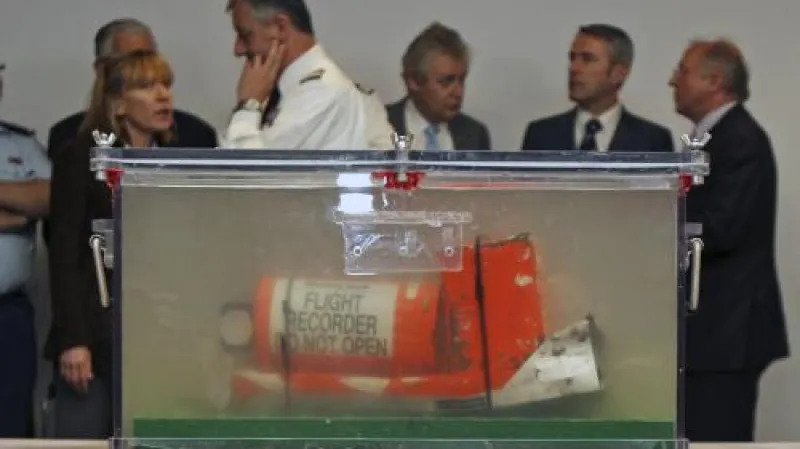 Černá skříňka z havarovaného airbusu