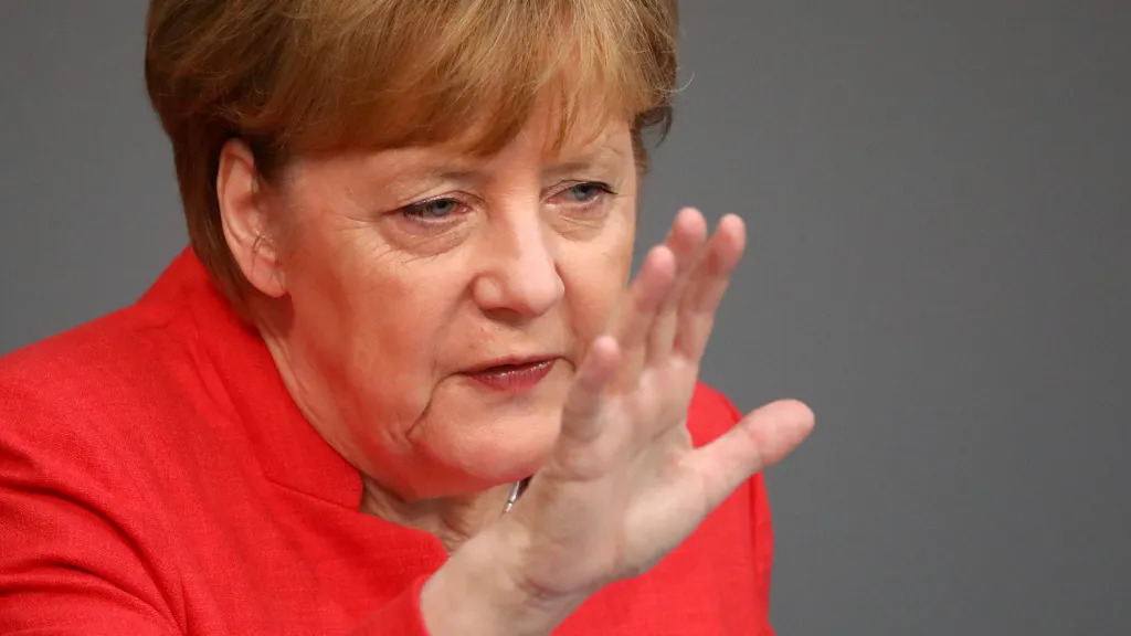 Události: Merkelová oznámila začátek konce politické kariéry