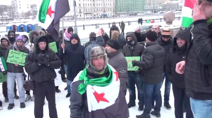 Demonstrace Syřanů žijících v Moskvě