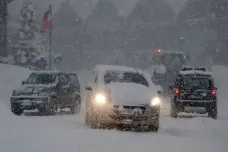 Sníh zasypal Moravu, policisté řeší desítky nehod. Některé silnice jsou uzavřené