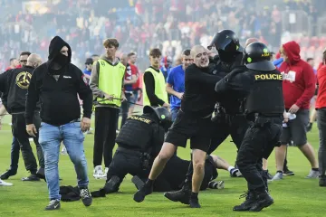 Právní nástroje jsou, ale nevyužívají se, vyplynulo z debaty o omezení „bitkařů“ na fotbale