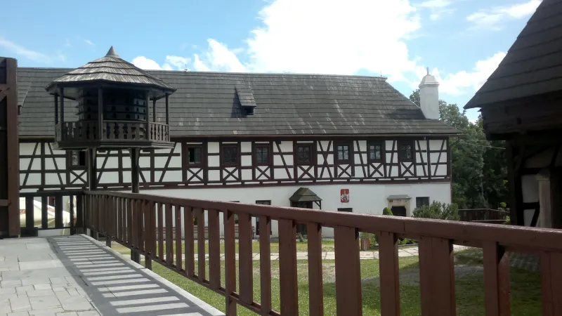 První nádvoří hradu Seeberg