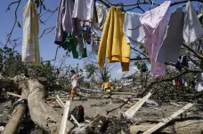 Tajfun Rai zabil na Filipínách přes sto lidí, jde o nejsilnější letošní bouři v oblasti