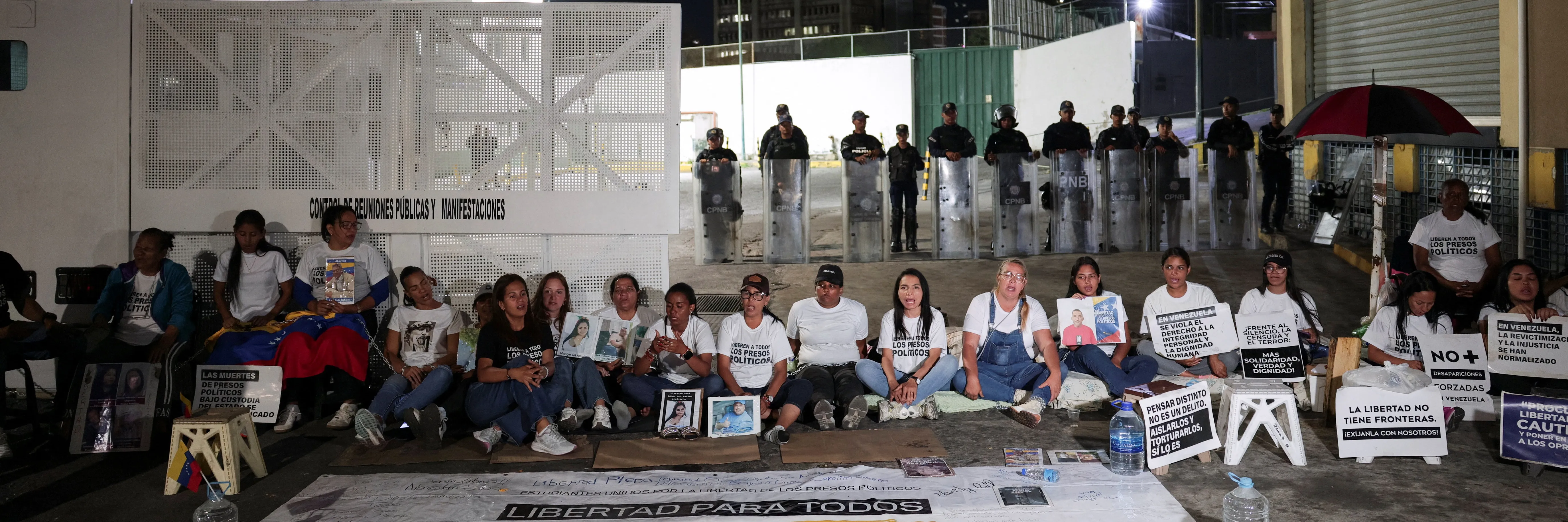 Venezuela propustila další politické vězně, na zákon o amnestii se ale dál čeká