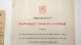 Doklad o udělení Československého válečného kříže je vystaven v rámci projektu Politické procesy