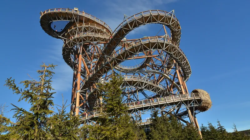 Rozhledna Skywalk v Dolní Moravě
