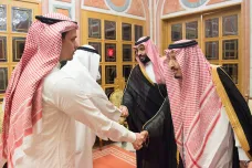 Fraška, reaguje svět na setkání saúdského krále s rodinou Chášakdžího. Příbuzní nesmí ze země