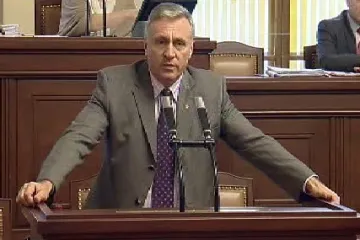 ODS versus ČSSD proti krizi, dějství druhé – mediální