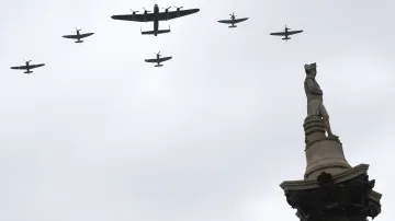 Přelet letounů nad Trafalgarem