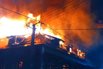 V Soběsukách na Plzeňsku vzplanul penzion, škoda je podle odhadu 35 milionů 