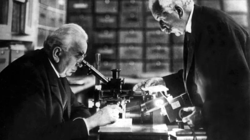 Louis a Auguste Lumièrové