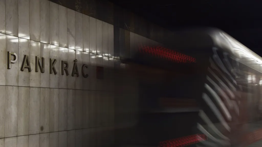 Na stanici Pankrác o Velikonocích žádné metro nepřijede
