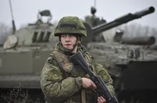 Tři tisíce ruských vojáků cvičí u ukrajinských hranic