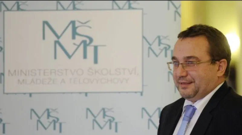 Rozhovor s Josefem Dobešem