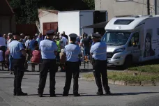Kvůli zásahu policie na Babišově mítinku v Českém Krumlově padly dva kázeňské tresty