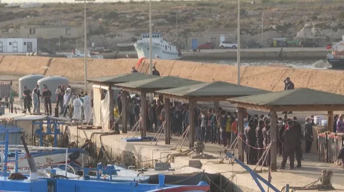 Počet migrantů na italském ostrově Lampedusa se za poslední rok zvýšil