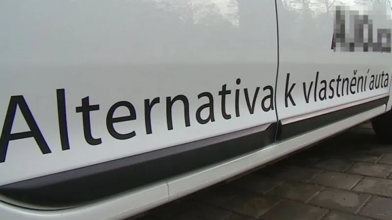 Události: Jedno auto, mnoho řidičů