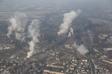 Limity prachu v ovzduší jsou ve většině kraje překročeny dvojnásobně. Nejhůř se dýchá v Třinci