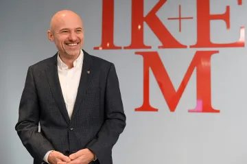 Ředitel IKEMu vydělal desítky milionů půjčkami na vysoký úrok, píší Seznam Zprávy