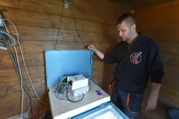 Na Chebsku ráno zaznamenali další otřesy země. Tentokrát o síle téměř tři stupně