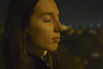 Ta druhá bývá přehlížená, v dokumentu ale mluví za skleněné děti