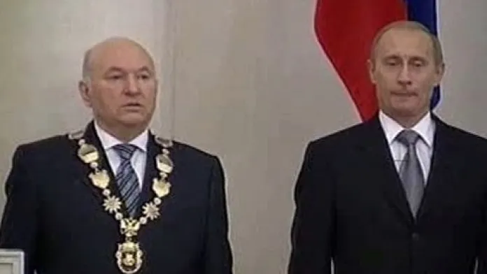 Jurij Lužkov a Vladimír Putin