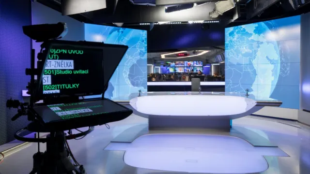 O roli veřejnoprávních médií a jejich financování diskutovali hosté 90' ČT24
